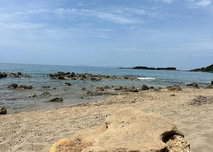 Rest & Relax House In Katakolo