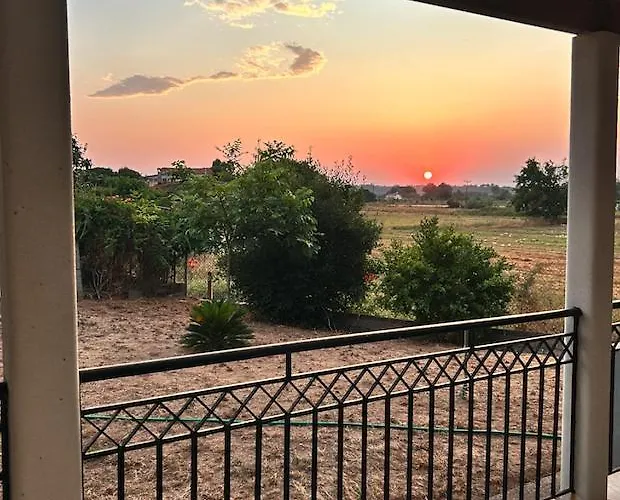 Rest & Relax House In * Katakolo